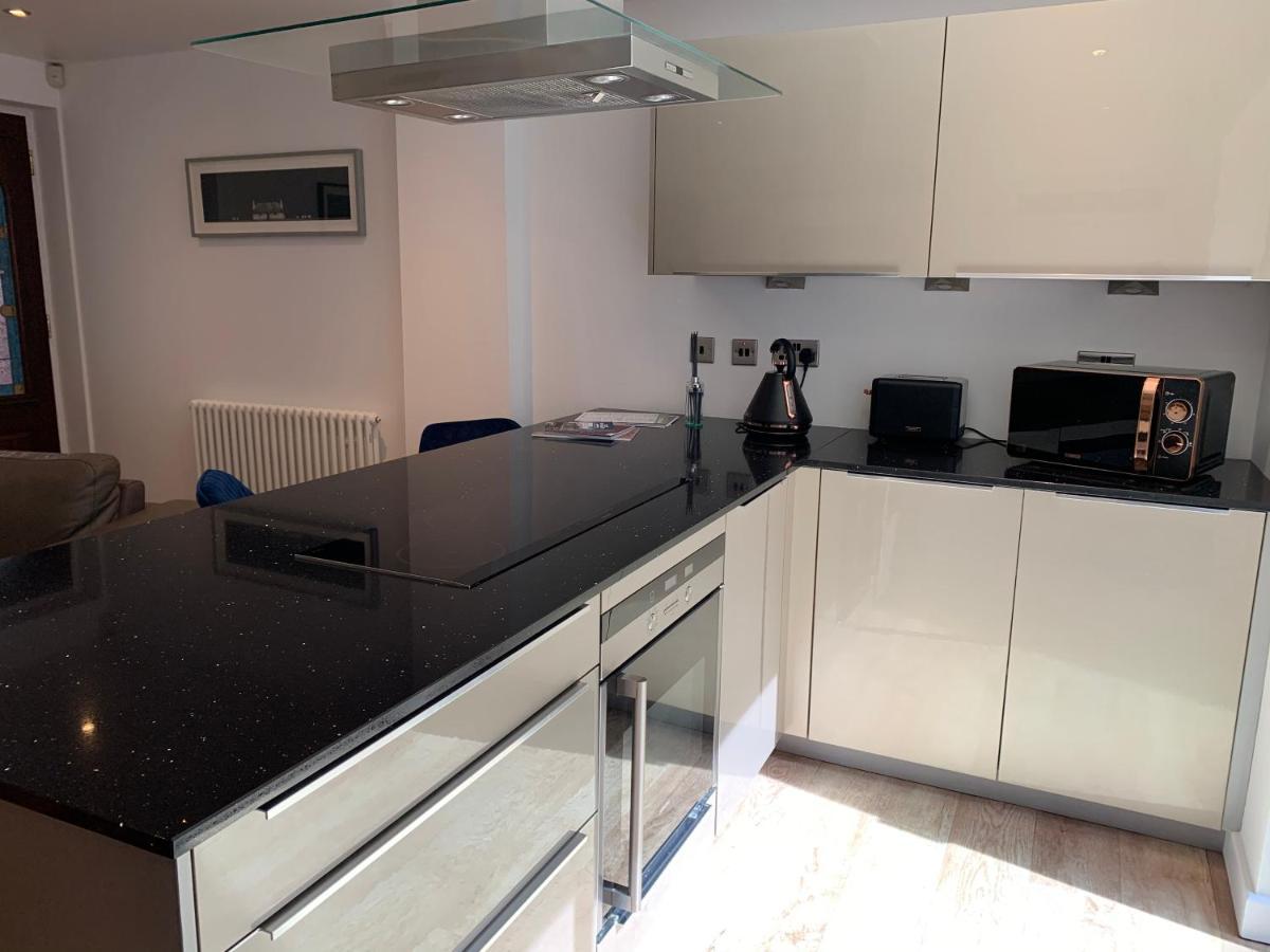 Mitre Court Holiday Home พลีมัธ ภายนอก รูปภาพ